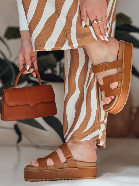 Dámske žabky na suchý zips PLATFOR camel (zy0868)